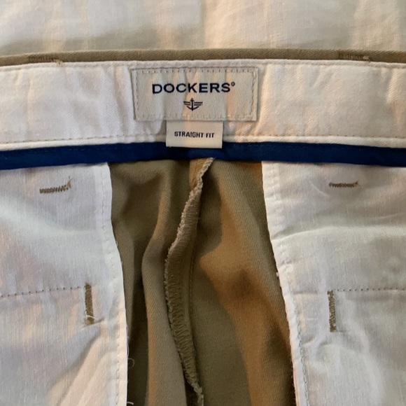 Men’s Dockers Straight Fit Khakis- 34x32 - Picture 5 of 11